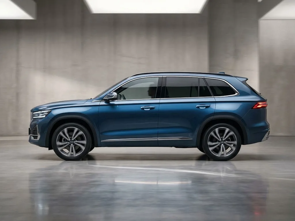 Geely Monjaro вид сбоку
